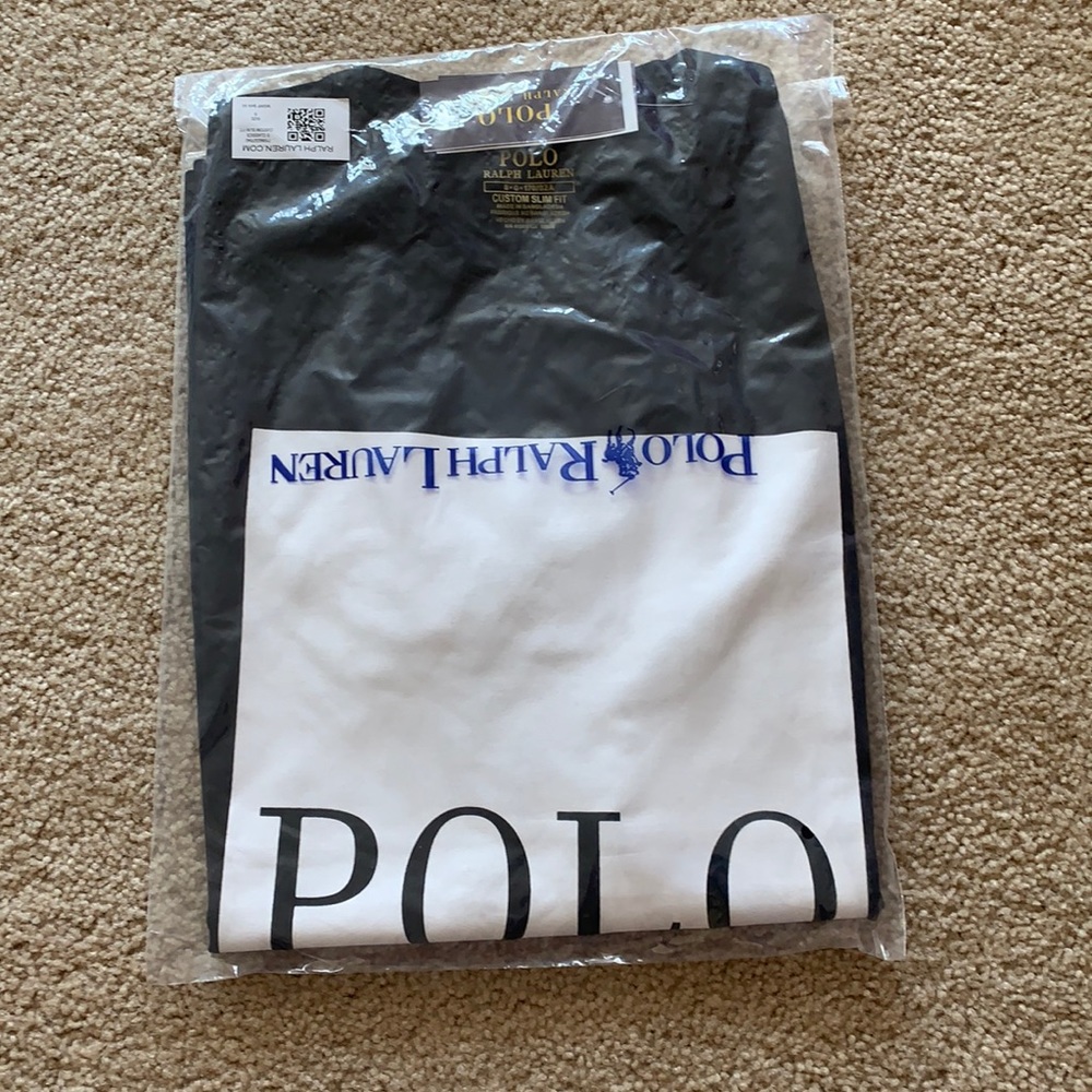 Men’s black and white polo shirt